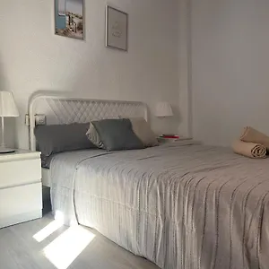 https://tinos-iii.top-hotels-tarragona.com